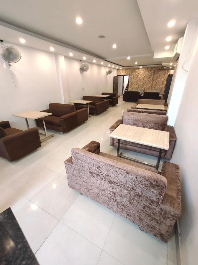 Hotel 51 Амритсар Екстериор снимка