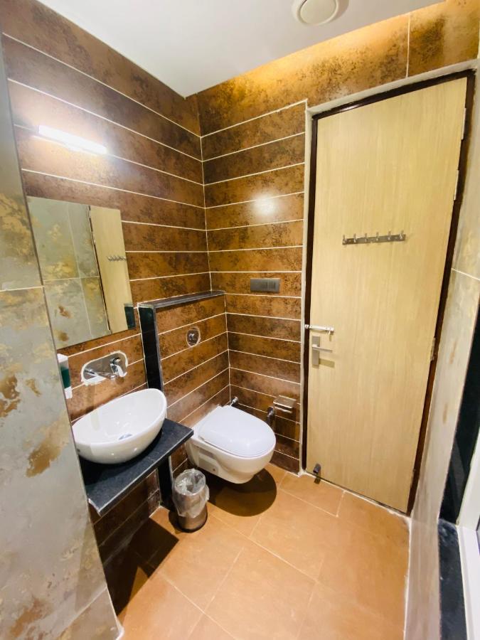 Hotel 51 Амритсар Екстериор снимка